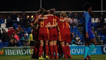 España celebra el gol de Alexia ante Holanda.