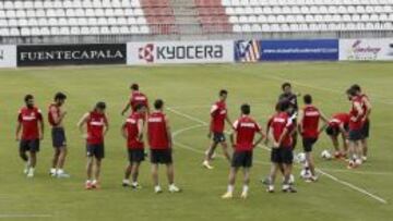 Simeone tuvo a todos sus jugadores en la vuelta al trabajo