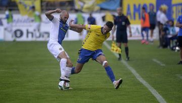 Calvo acerca el ascenso al Cádiz con su gol en el Carranza