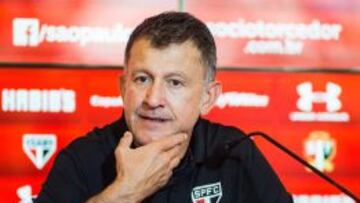 Juan Carlos Osorio, durante una conferencia de prensa al t&eacute;rmino de un juego del Sao Paulo.