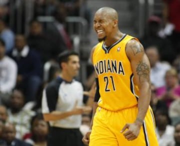 Hawks 73 - Pacers 81 (2-4). Gesto de rabia del jugador de los Indiana Pacers, David West.