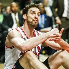 Pau Gasol y Butler dan felicidad a los Bulls en el cierre de 2015