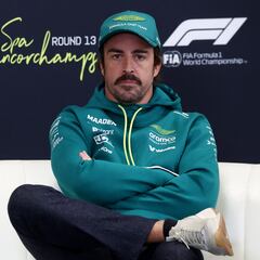 Aston Martin echa el resto