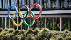 Olympic Rings are seen next to the headquarters of the International Olympic Committee (IOC) in Lausanne on March 17, 2020, amid the spread of novel coronavirus (COVID-19). - The International Olympic Committee is holding high-level talks as doubts grow o