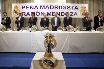 Homenaje a Keylor Navas por parte de la peña madridista Ramón Mendoza. 