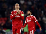 Soccer Football - UEFA Champions League - Quarter Final - First Leg - Paris St Germain v Liverpool - Parc des Princes, Paris, France - April 8, 2026 Liverpool's Virgil van Dijk reacts Action Images via Reuters/Lee Smith