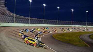 La NASCAR podr&iacute;a celebrar una carrera en Charlotte en mayo. 