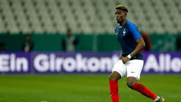 (FILES) This file photograph taken on March 21, 2019, France's Nordi Mukiele runs with the ball during the friendly under-21 football match between Germany and France in Essen, western Germany. (Photo by LEON KUEGELER / AFP)