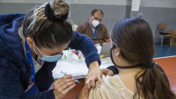 Curva y mapa de casos, contagios y muertes por región en Chile, hoy, domingo 9 de mayo