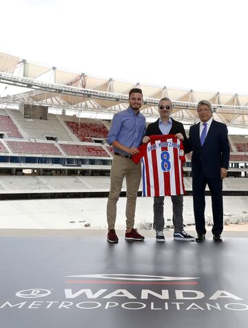 Saúl, Alex Kurtzman y Enrique Cerezo.