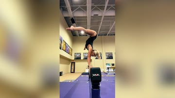 LSU gymnast and Tiktok sensation Olivia Dunne has done it again, showing off her balance and flexibility and a new TikTok video that quickly went viral.