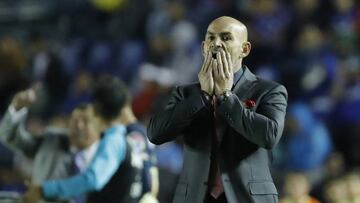 El entrenador de Cruz Azul aplaudió el funcionamiento de su equipo contra América y habló sobre su futuro después del presente torneo.