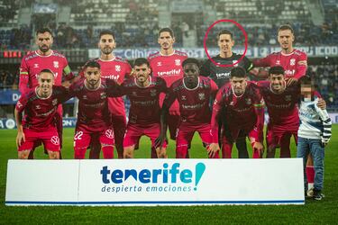 El Tenerife ha mejorado notablemente sus prestaciones desde que Edgar Badia llegó a la isla. El portero catalán tuvo una actuación decisiva este fin de semana, para dar la victoria a su equipo ante el Albacete. Paró un penalti, aunque en el rechace el balón acabó dentro; y además completó otras dos paradas y cinco despejes.
