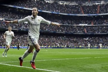 Gareth Bale celebra el 2-0.