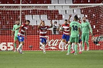 Darwin Machís celebra el 1-2 con el que el Granada amenazó la victoria del Real Madrid en el Nuevo Los Cármenes.