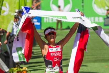 12. La triatleta Bárbara Riveros cierra el listado con $17.603.238. Es la tercera mejor deportista chilena del año en términos de ingresos. 