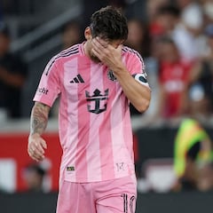 Messi y Jordi Alba, sancionados