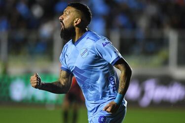 “Ronnie Fernández es un líder, está para jugar en la Roja”