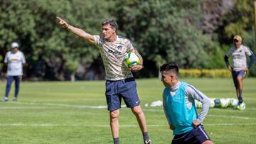 Pumas trabaja por primera vez bajo el mando de M&iacute;chel