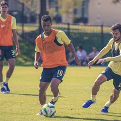 Giovani dos Santos no debutará con América ante Pumas