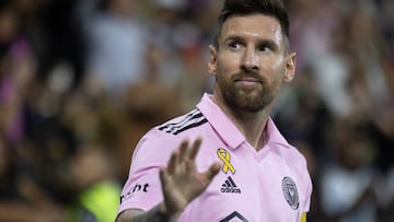 AME6393. LOS ?NGELES (ESTADOS UNIDOS), 03/09/2023.- Lionel Messi de Inter Miami celebra un gol hoy, en un partido de La Major League Soccer (MSL) entre Los Angeles Football Club (LAFC) y Club Internacional de F¨²tbol Miami (Inter Miami CF) en el BMO Stadium en Los Angeles (EEUU). EFE/ Phillip Kim