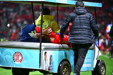 Alexis Vega prende las alarmas en Toluca