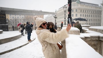 Viajar para postearlo: 4 de cada 10 españoles elegirá su destino en 2026 pensando en el contenido que publicará en redes