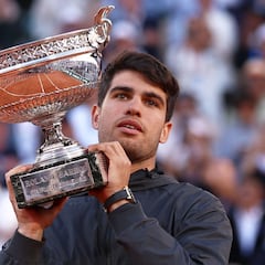 Alcaraz: “Veía este torneo por la tele y ahora levanto el trofeo”