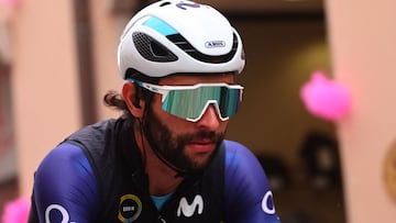 Fernando Gaviria, ciclista de Movistar Team, en competencia en el Giro de Italia.