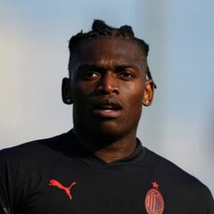 Pioli not concerned about Leão’s future at Milan