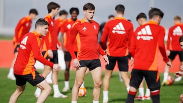 Boyé, durante un entrenamiento con el Granada.