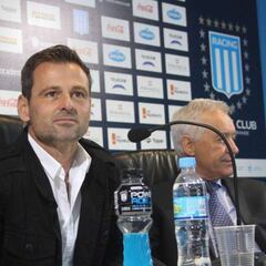 Olé: Los ayudantes de Cocca se mueren por volver a Racing