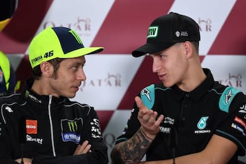 Valentino Rossi y Fabio Quartararo en Qatar 2019.