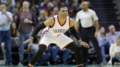 Westbrook suma y sigue: 17º triple-doble y victoria