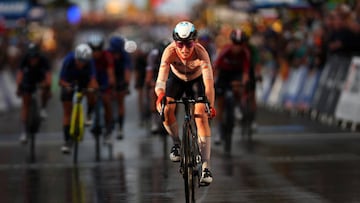 Van Vleuten se proclama campeona del mundo en Wollongong (Australia).