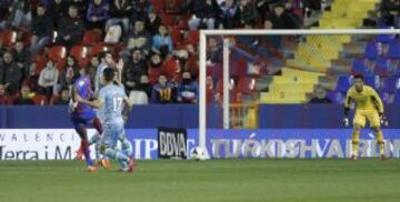 1-1. Diop marca el gol del empate.