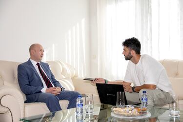 “La visita del Madrid ayuda a tender puentes y reforzar lazos culturales”