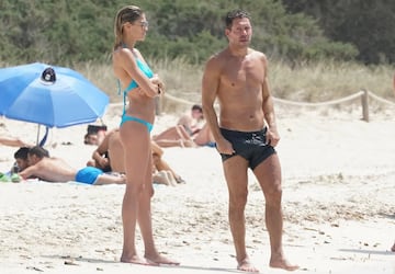 El entrenador del Atlético de Madrid Diego Pablo Simeone está disfrutando de una merecidas vacaciones junto a su mujer e hijos en Formentera.