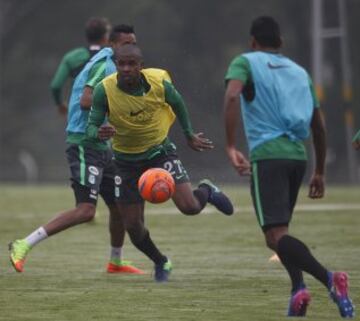 Nacional prepara el partido contra Santa Fe, que se jugará el miércoles en el Atanasio.