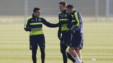 Alexis y Arsenal visitan Basilea con un ojo puesto en París