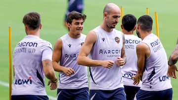 22/08/25
ENTRENAMIENTO DEL LEVANTE UD - CARLOS ALVAREZ