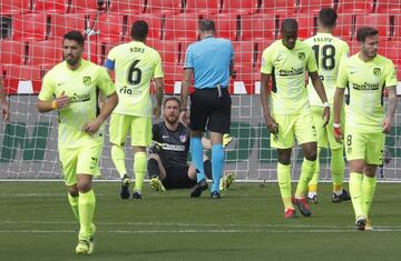 Las mejores imágenes del Granada - Atlético de Madrid