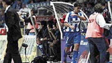 <B>CAMBIO, ROCE Y TRISTÁN AL VESTUARIO</B>. A Tristán no le hizo ninguna gracia su cambio contra el Athletic. Así se lo hizo saber a Irureta cuando se cruzaron en la banda. El técnico, lejos de rehuír la lucha dialéctica, respondió y todo acabó con Tristán de forma prematura en los vestuarios.