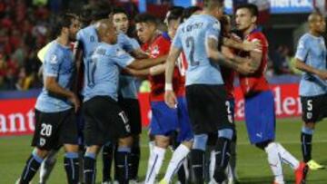 El pol&eacute;mico duelo entre Chile y Uruguay en Copa Am&eacute;rica. 