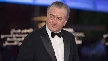 La empresa de Robert de Niro presenta una demanda millonaria debido a que una empleada vio 55 episodios de Friends en cuatro d&iacute;as mientras trabajaba.