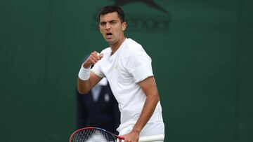 Wimbledon (United Kingdom), 03/07/2023.- Tomas Barrios Vera of Chile reacts as he plays Sebastian Baez of Argentina in their 1st round match at the Wimbledon Championships, Wimbledon, Britain, 03 July 2023. (Tenis, Reino Unido) EFE/EPA/ISABEL INFANTES EDITORIAL USE ONLY