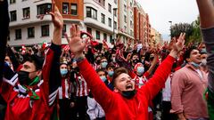 Aficionados concentrados en Bilbao