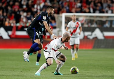 Carrasco e Isi Palazón en un lance del partido.