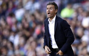 How and where can I watch Barcelona - Manchester City: times, TV, online