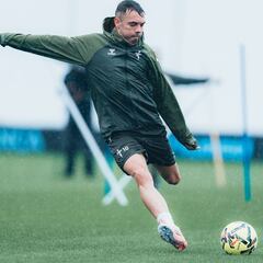 Aspas cumple dos meses fuera del once en la Liga